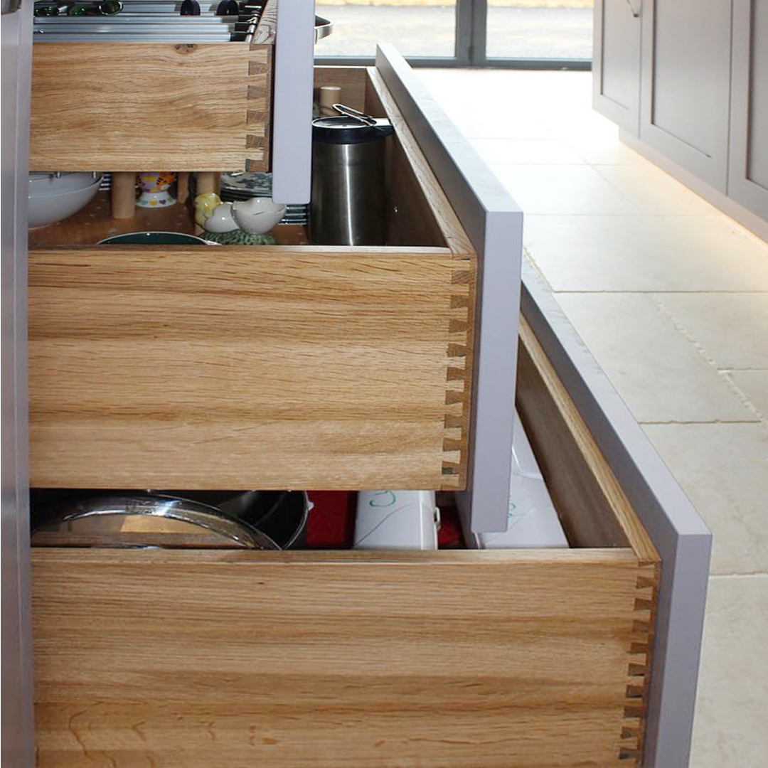 42789093_260299778004767_5479957200334187498_n-1